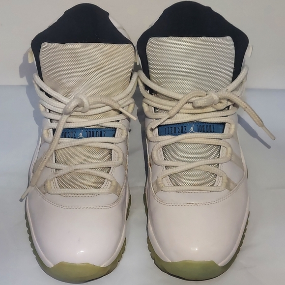 Air Jordan 11 Retro White LegendBlue With Box & crease Protectors Size 10.5